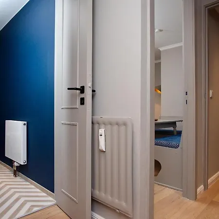 Appartement Bloe Koeoev 아파트 *